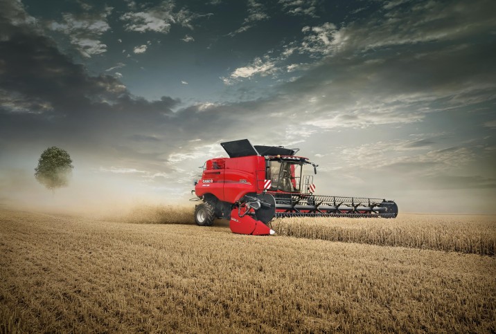 Case IH 3100 seeria heeder