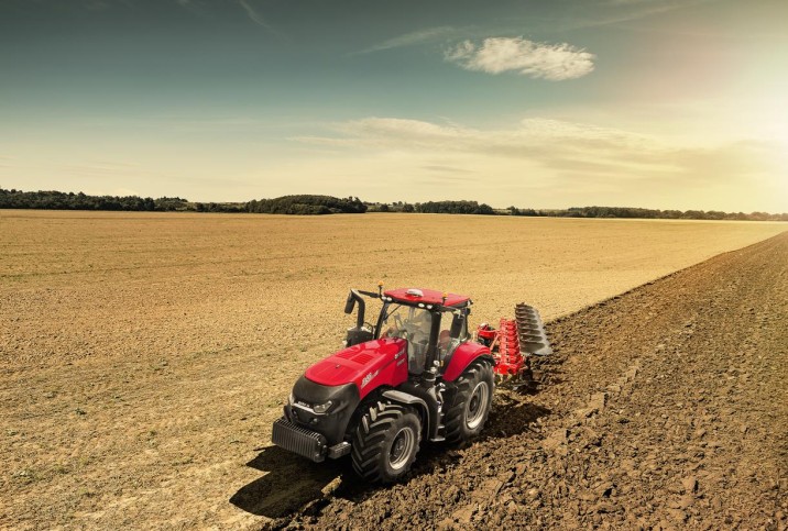 Case IH Magnum 310–400 hj