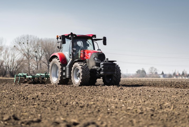 Case IH Maxxum 115–150 hj