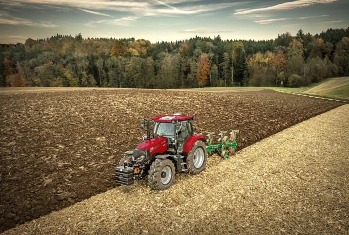 Case IH Maxxum CVX 115–150 hj