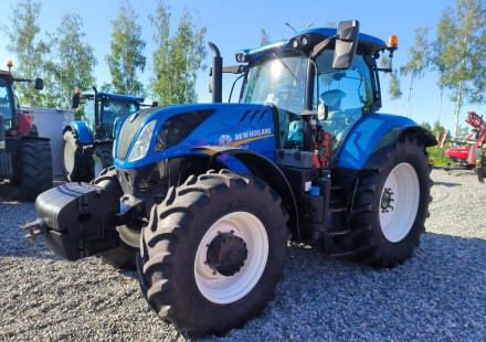 New Holland T 7.230